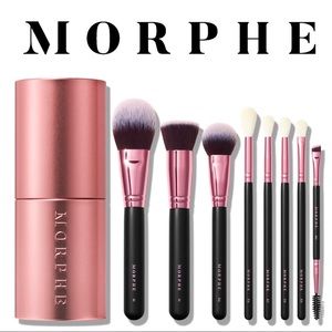 MORPHE
FLASH OF ROSE 8-PIECE ROSE GOLD BRUSH SET